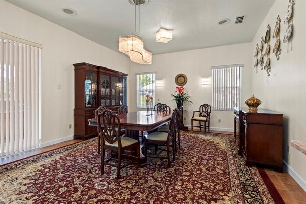 Chandelier, Dining room, Interior