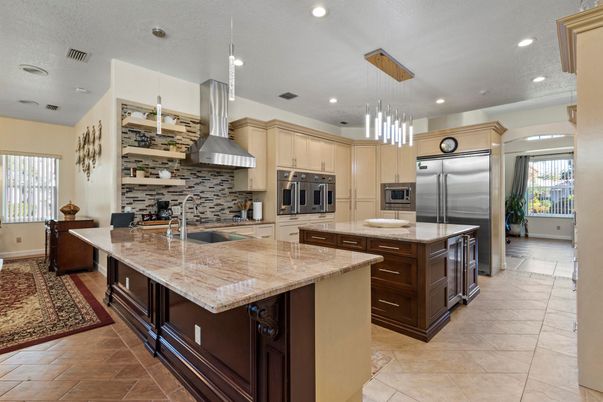Interior, Kitchen, Pendant Lights, Recessed Lighting, Stainless Steel Appliances