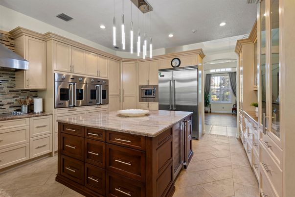Interior, Kitchen, Pendant Lights, Recessed Lighting, Stainless Steel Appliances