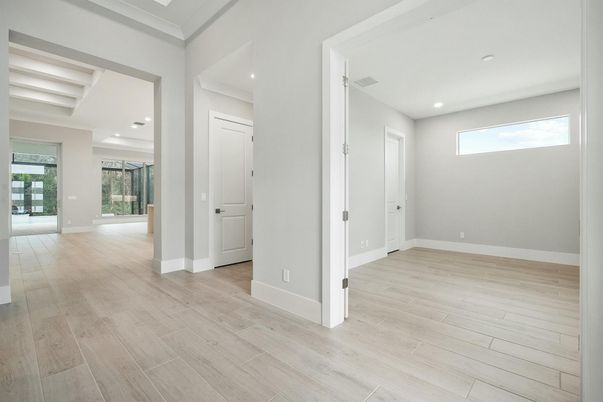 Empty room, Interior, Recessed Lighting, Wood Texture Flooring