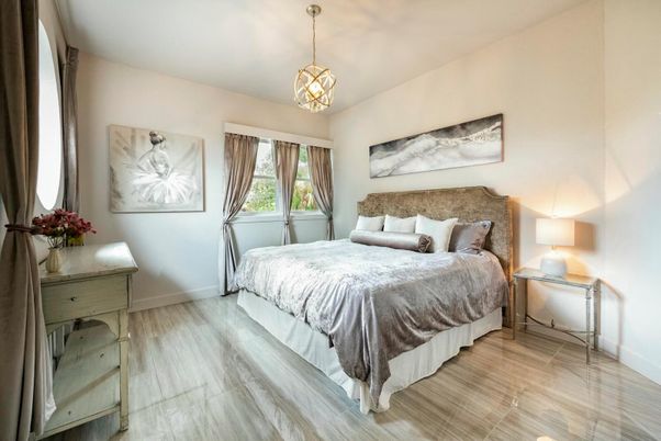 Bedroom, Interior, Pendant Lights, Wood Texture Flooring