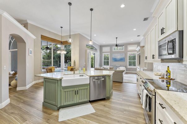 Interior, Kitchen, Living room, Pendant Lights, Recessed Lighting, Stainless Steel Appliances, Wood Texture Flooring