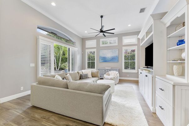 Interior, Living room, Recessed Lighting, Wood Texture Flooring