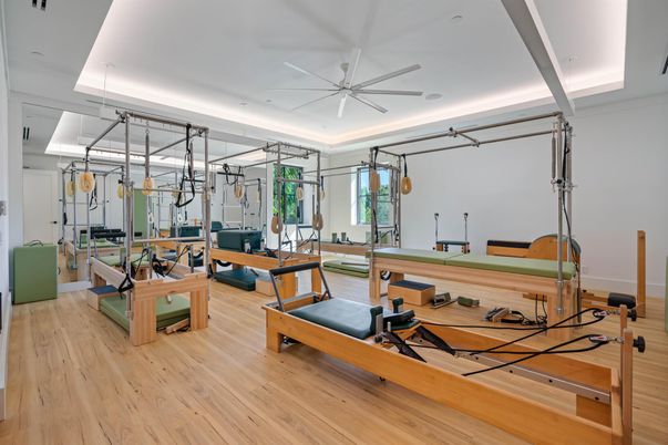 Fitness Equipment, Interior, Recessed Lighting, Wood Texture Flooring