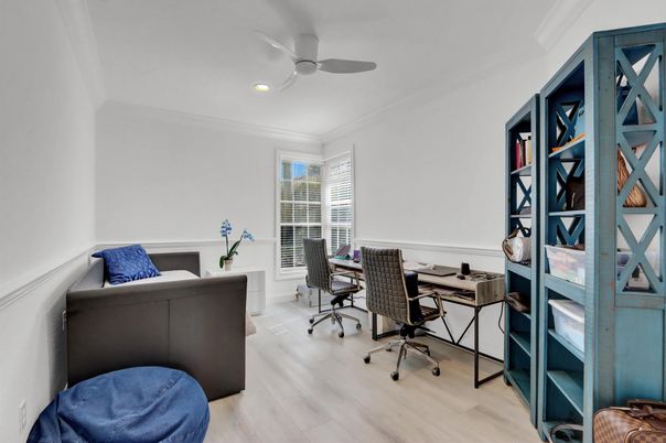 Home Office, Interior, Recessed Lighting, Wood Texture Flooring