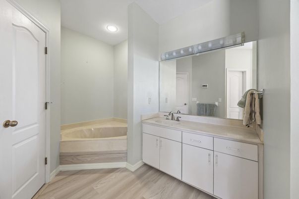 Bathroom, Interior, Recessed Lighting, Wood Texture Flooring