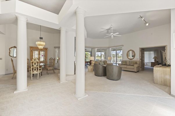 Dining room, Interior, Living room, Pendant Lights