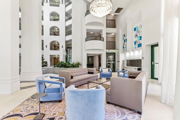 Chandelier, Interior, Living room