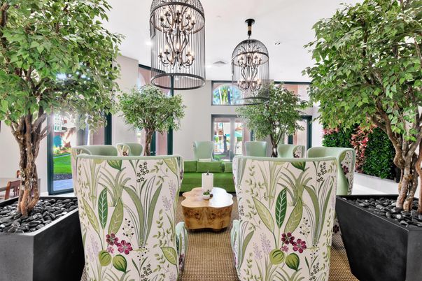 Chandelier, Dining room, Interior, Living room, Pendant Lights