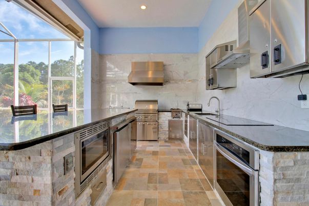 Glass Ceilings, Interior, Kitchen, Recessed Lighting, Stainless Steel Appliances, Sun Room