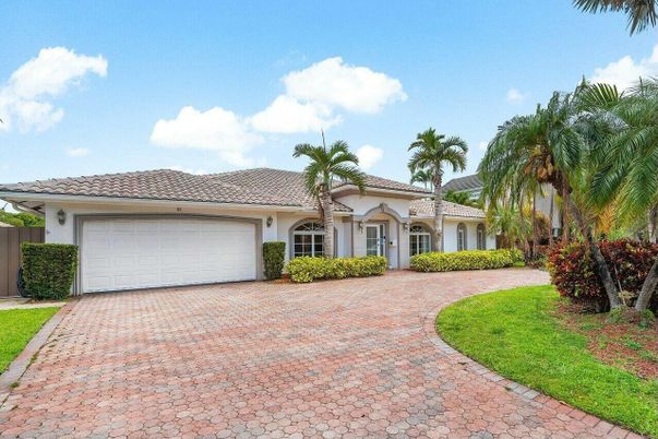 Attached, Backyard, Exterior, Facade, Mediterranean