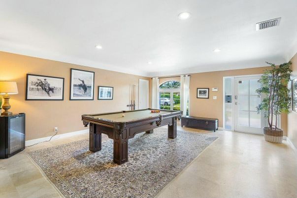 Billiard Table, Game Room, Interior, Recessed Lighting