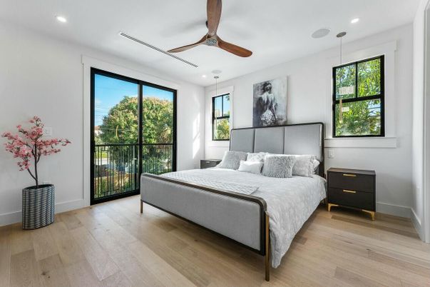 Bedroom, Interior, Pendant Lights, Recessed Lighting, Wood Texture Flooring