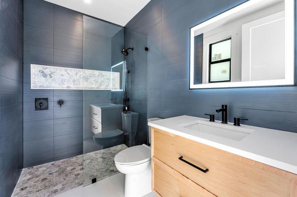 Bathroom, Interior, Recessed Lighting