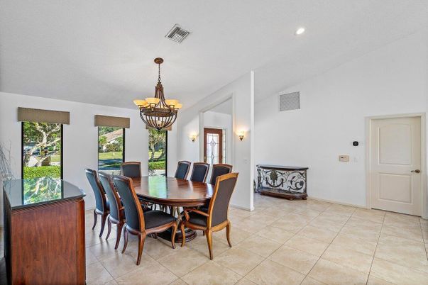 Chandelier, Dining room, Interior, Recessed Lighting