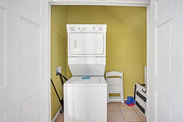 Interior, Utility Closets, Washer