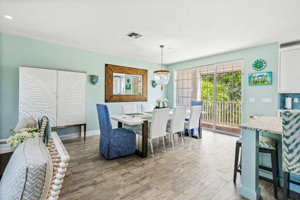 Chandelier, Dining room, Interior, Recessed Lighting, Wood Texture Flooring