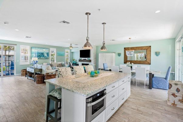 Dining room, Interior, Kitchen, Living room, Pendant Lights, Recessed Lighting, Wood Texture Flooring
