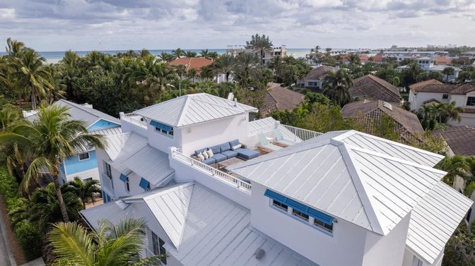 Exterior, Drone
