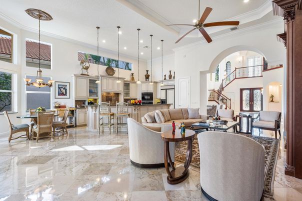 Chandelier, Dining room, Interior, Kitchen, Living room, Pendant Lights, Recessed Lighting, Stainless Steel Appliances