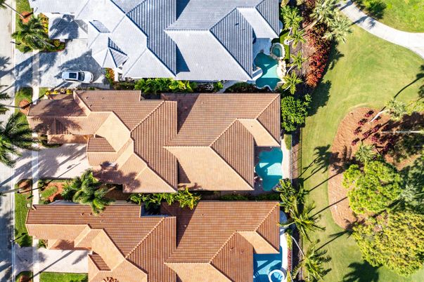 Exterior, Drone