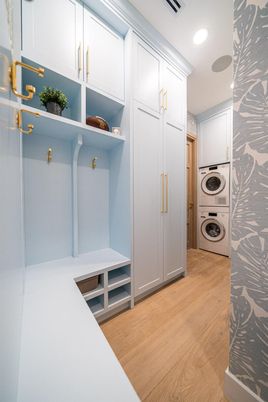 Interior, Recessed Lighting, Utility Closets, Washer, Wood Texture Flooring