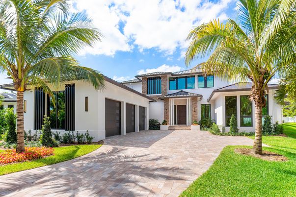 Attached, Exterior, Facade, Spanish Mediterranean