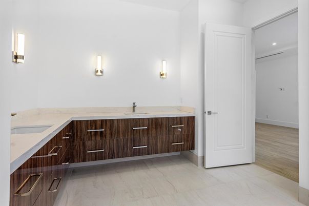 Bathroom, Dual Sink Vanities, Interior, Marble, Recessed Lighting