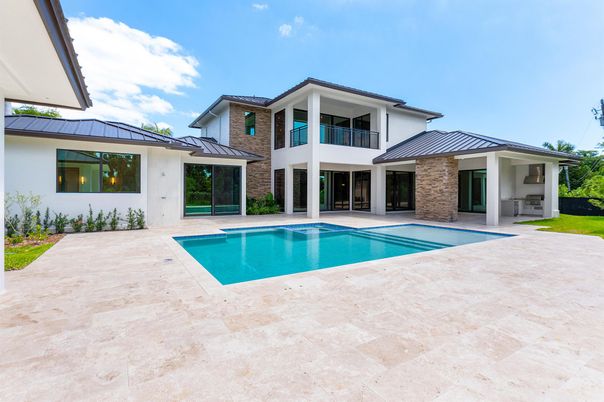 Exterior, Pool
