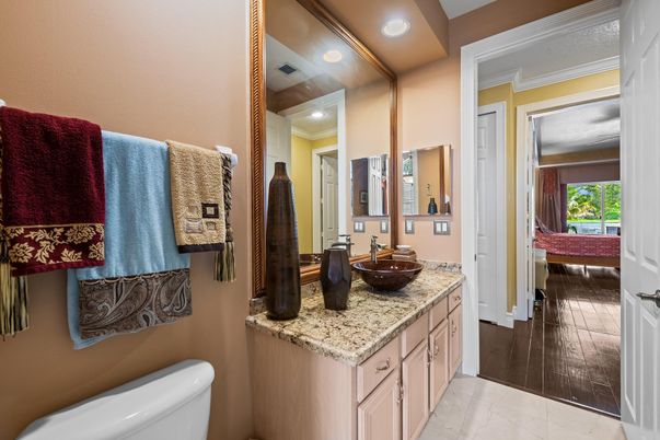 Bathroom, Interior, Recessed Lighting