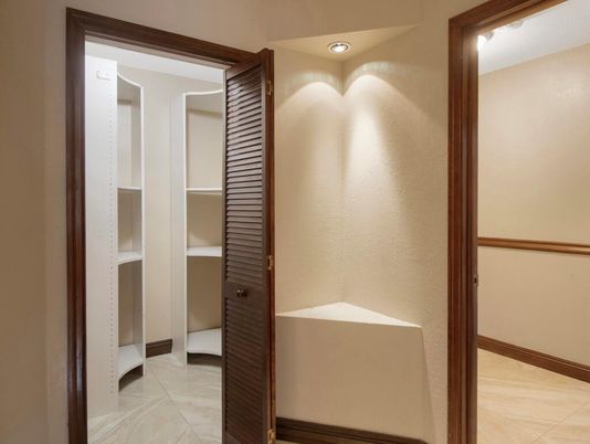 Interior, Recessed Lighting