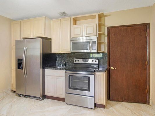 Interior, Kitchen, Stainless Steel Appliances