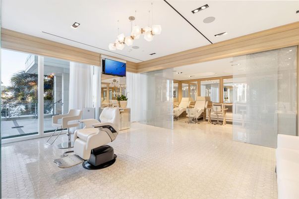 Dining room, Interior, Pendant Lights, Recessed Lighting