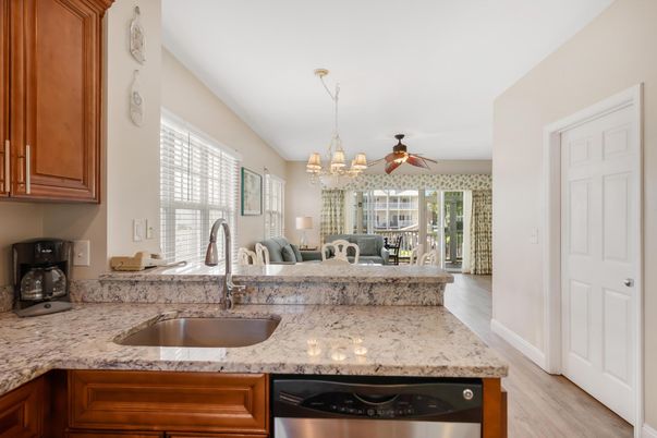 Chandelier, Interior, Kitchen, Wood Texture Flooring