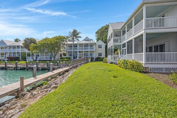 Backyard, Exterior, Water