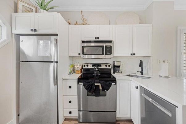Interior, Kitchen, Stainless Steel Appliances, Wood Texture Flooring