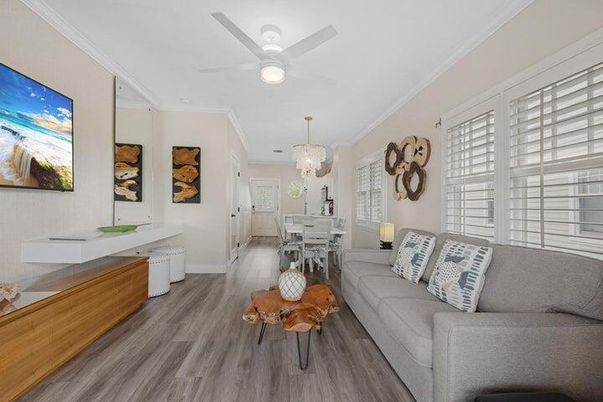 Chandelier, Dining room, Interior, Living room, Wood Texture Flooring