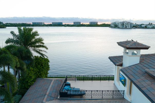 Exterior, Lake, Water