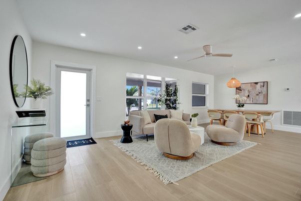 Dining room, Interior, Living room, Pendant Lights, Recessed Lighting, Wood Texture Flooring