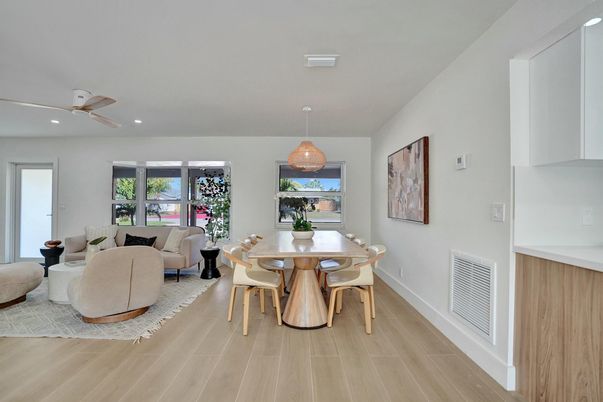 Dining room, Interior, Living room, Pendant Lights, Recessed Lighting, Wood Texture Flooring