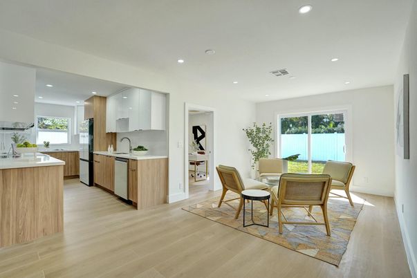 Dining room, Interior, Kitchen, Recessed Lighting, Wood Texture Flooring