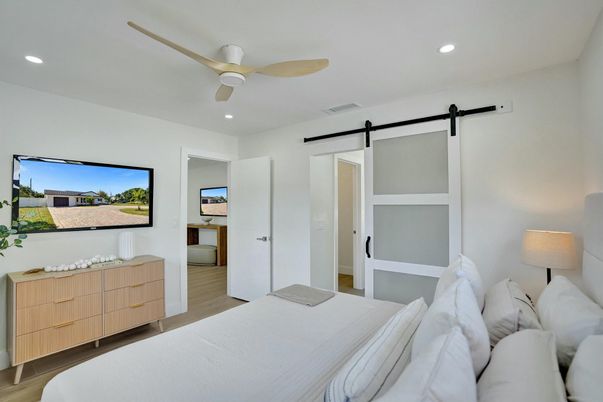 Bedroom, Interior, Recessed Lighting, Wood Texture Flooring