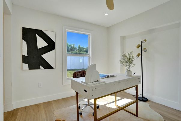 Home Office, Interior, Recessed Lighting, Wood Texture Flooring