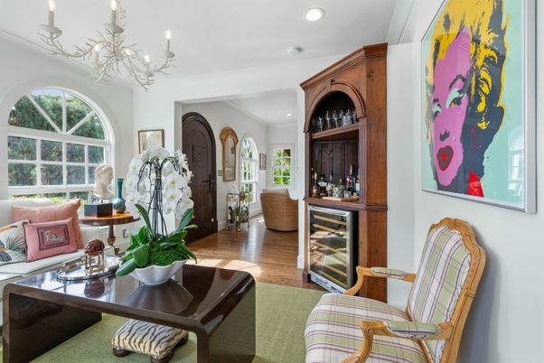 Chandelier, Interior, Living room, Recessed Lighting, Wood Texture Flooring