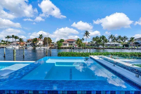Exterior, Pool, Water