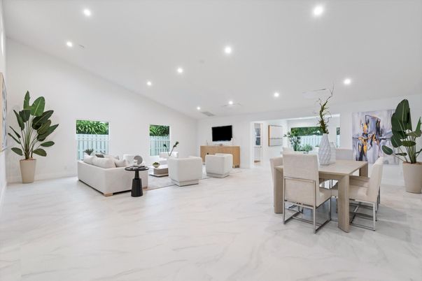Dining room, Interior, Living room, Marble, Recessed Lighting