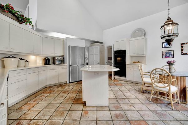 Interior, Kitchen, Pendant Lights, Stainless Steel Appliances