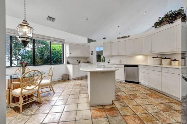 Interior, Kitchen, Pendant Lights, Recessed Lighting