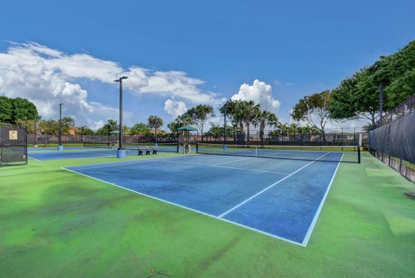 Exterior, Tennis Courts