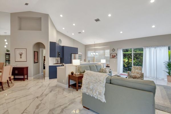 Interior, Kitchen, Living room, Marble, Pendant Lights, Recessed Lighting